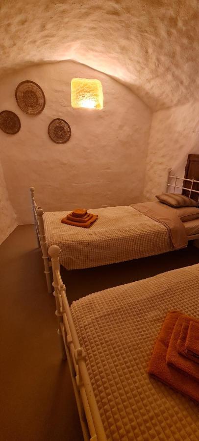 Cuevas Los Coloraos - La Residencia Villanueva de las Torres Luaran gambar